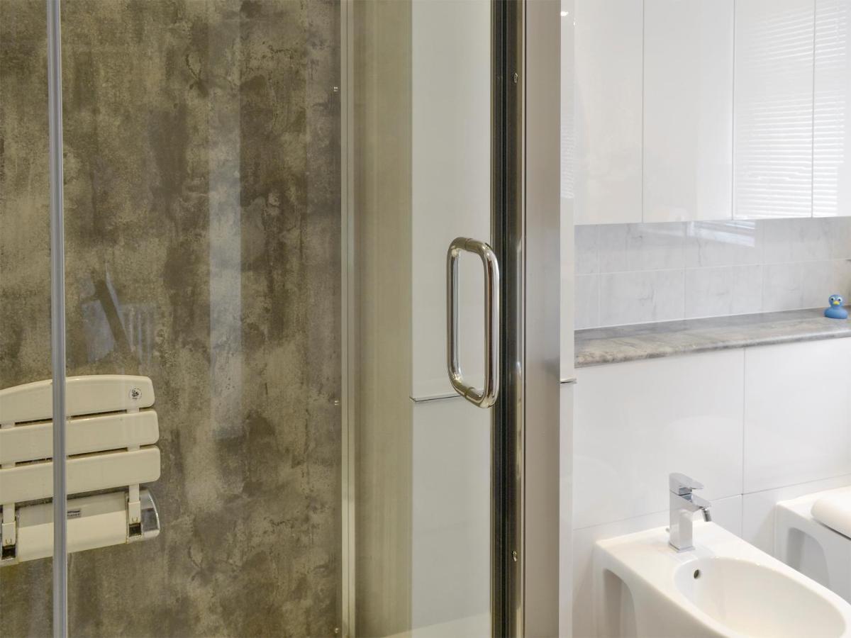 レイヴンズカー Denton Houseヴィラ エクステリア 写真